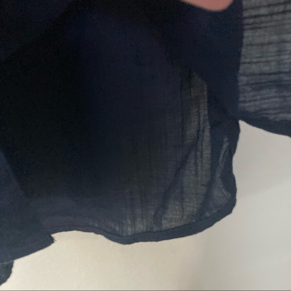 Gap Cuffed Sleeve Top size M - Picture 8 of 8